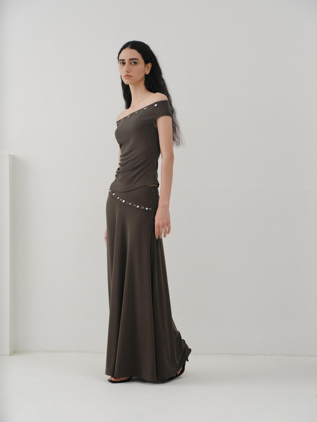someonesometimes Breathable Modal Slim Fit Casual Pleated Beaded Brown Women Top & Skirt Sets