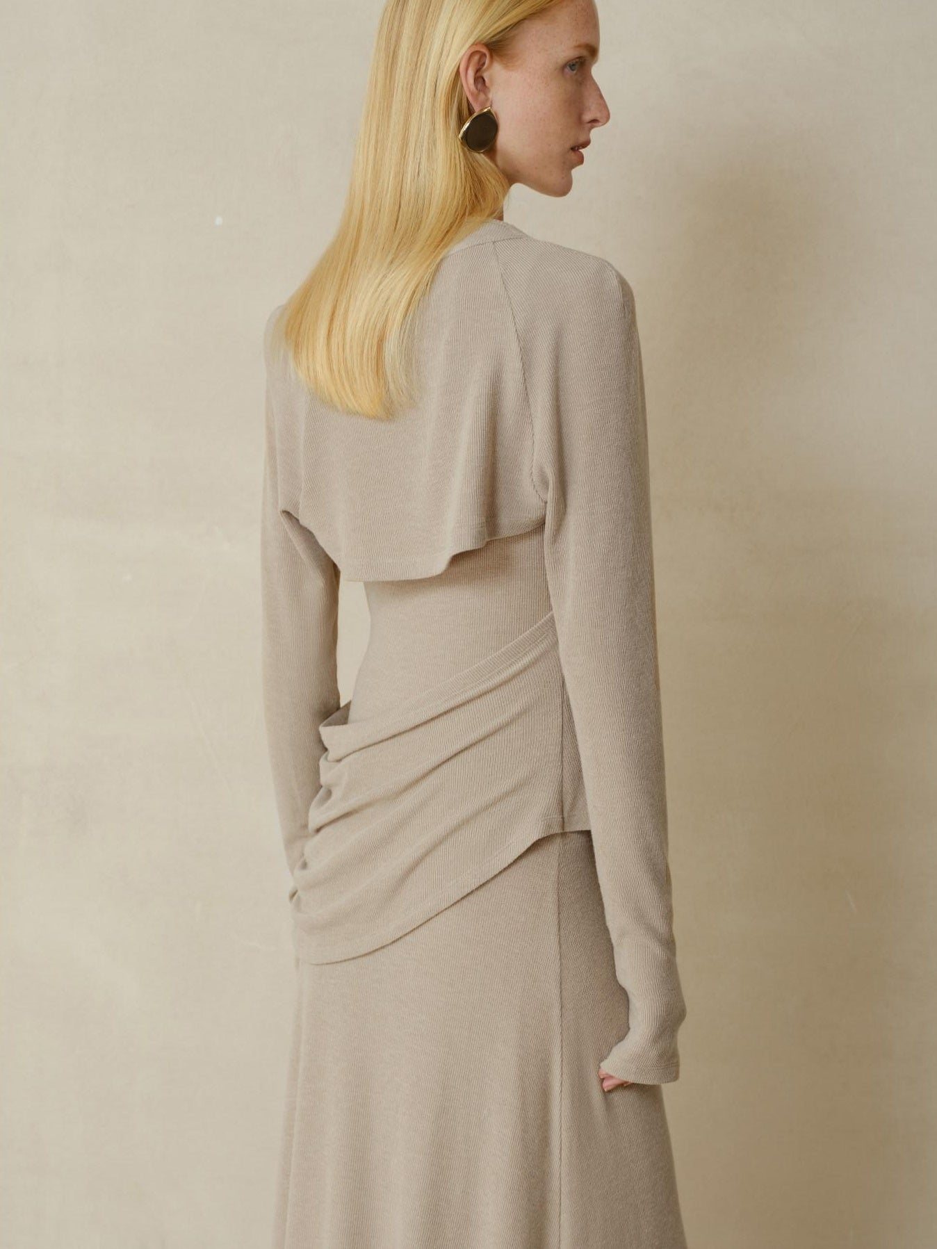 someonesometimes Elegant Polyester Blend V-neck Long Sleeve Slim H Cut Khaki Maxi Dresses