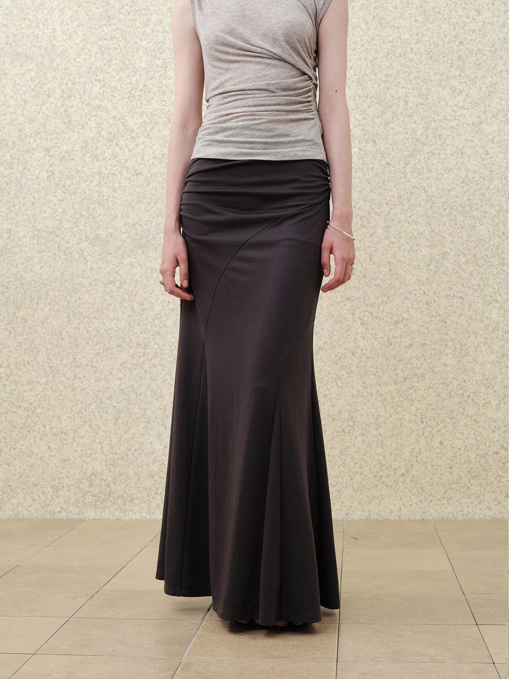 someonesometimes Flattering High Waist Paneling Mermaid Silhouette Black Cotton Maxi Skirts