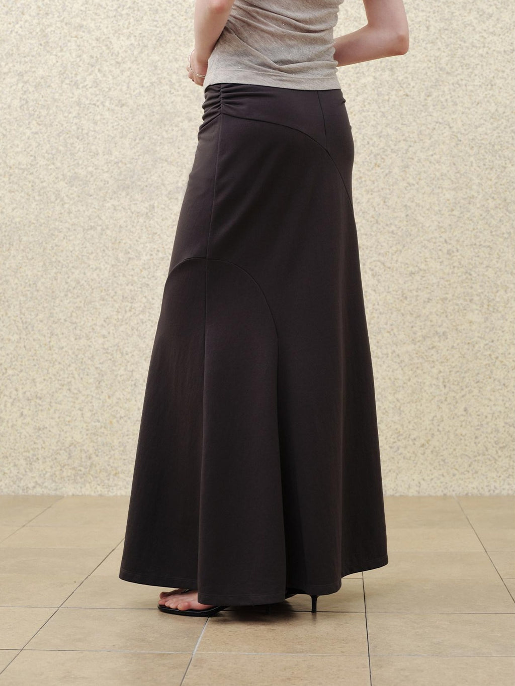 someonesometimes Flattering High Waist Paneling Mermaid Silhouette Black Cotton Maxi Skirts