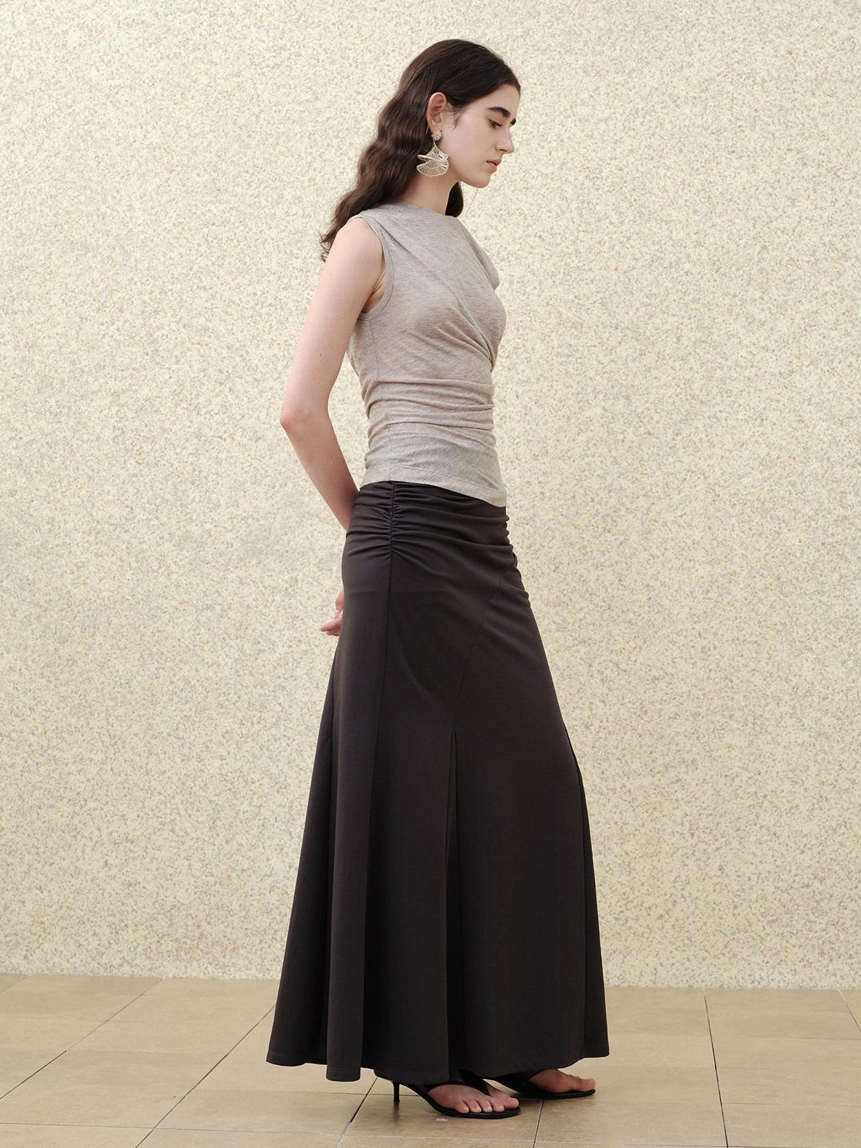 someonesometimes Flattering High Waist Paneling Mermaid Silhouette Black Cotton Maxi Skirts