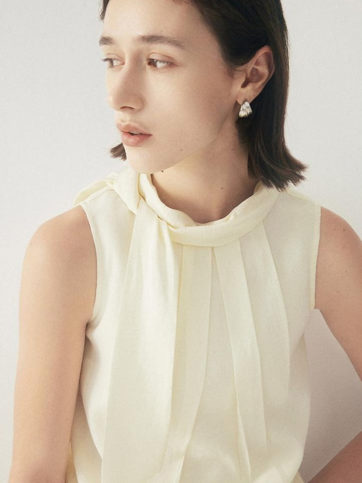 someonesometimes Original Slim Tie Detail Stand Collar Sleeveless Cream Pullover Top & Skirt Sets