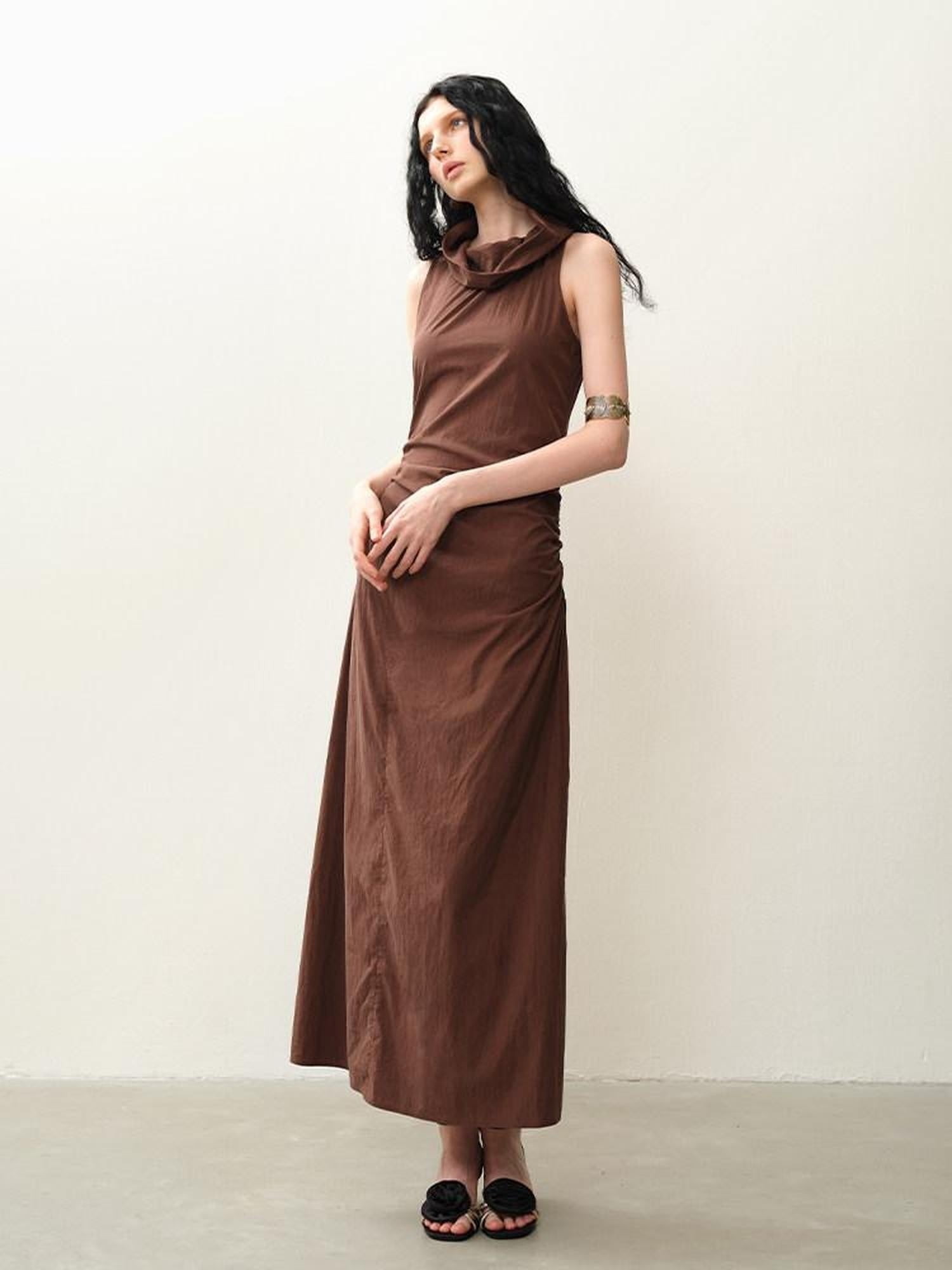 someonesometimes Pleated Cinched Waist Aline Wide Collar Lyocell Maxi Dresses