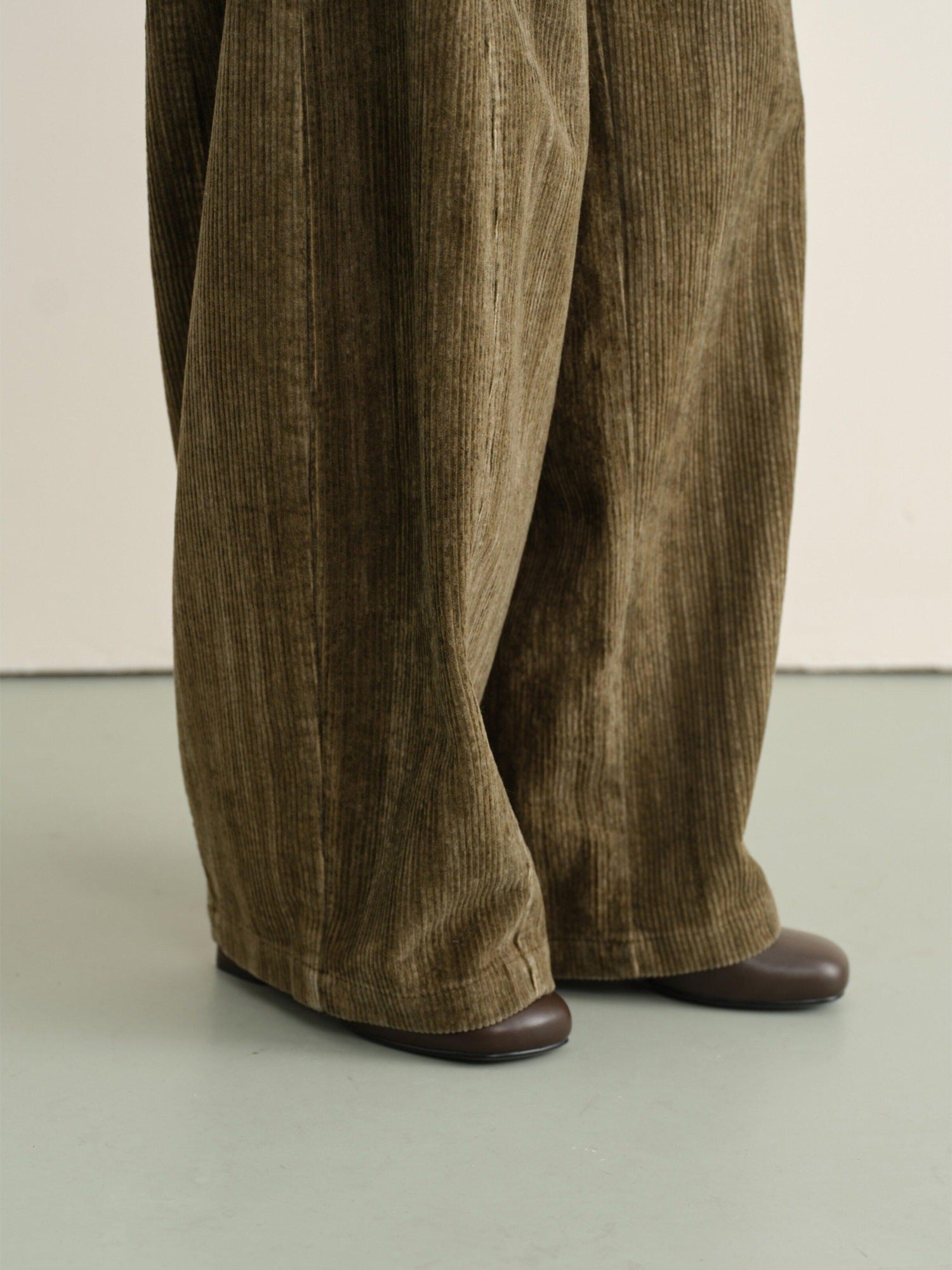 someonesometimes Pure Cotton Washed Vintage Balloon Natural Waist Moss Green Women Chinos