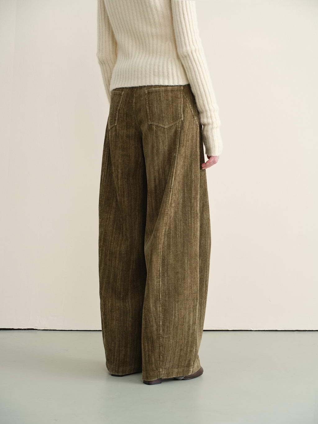 someonesometimes Pure Cotton Washed Vintage Balloon Natural Waist Moss Green Women Chinos
