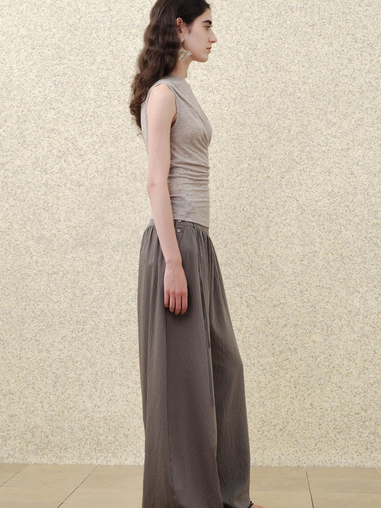 someonesometimes Rhinestone Galaxy Cropped Asymmetric Neck Slim Dusty Gray Short Sleeve T-Shirts