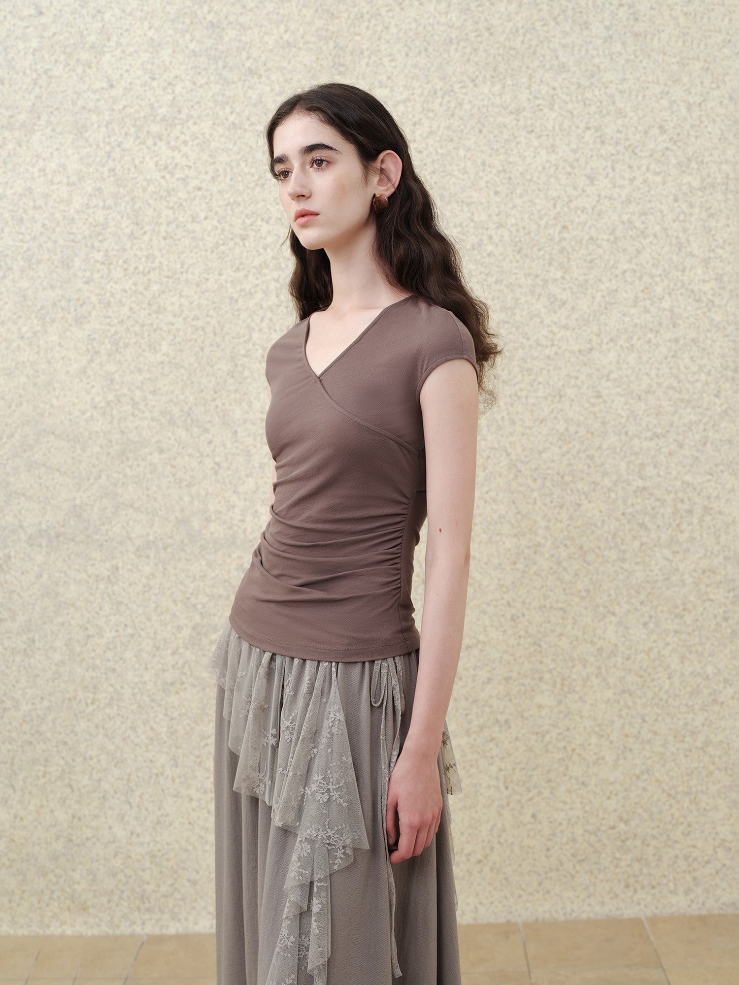 someonesometimes Ruched Cotton Slim Fit Retro V-neck Women Light Khaki Short Sleeve T-Shirts