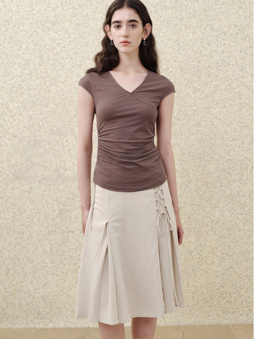 someonesometimes Ruched Cotton Slim Fit Retro V-neck Women Light Khaki Short Sleeve T-Shirts