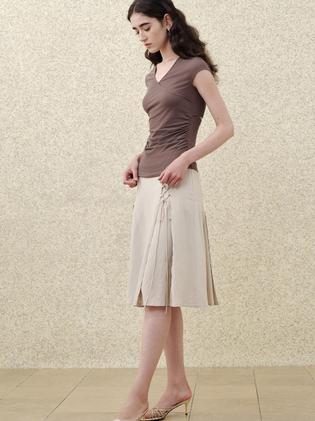 someonesometimes Ruched Cotton Slim Fit Retro V-neck Women Light Khaki Short Sleeve T-Shirts
