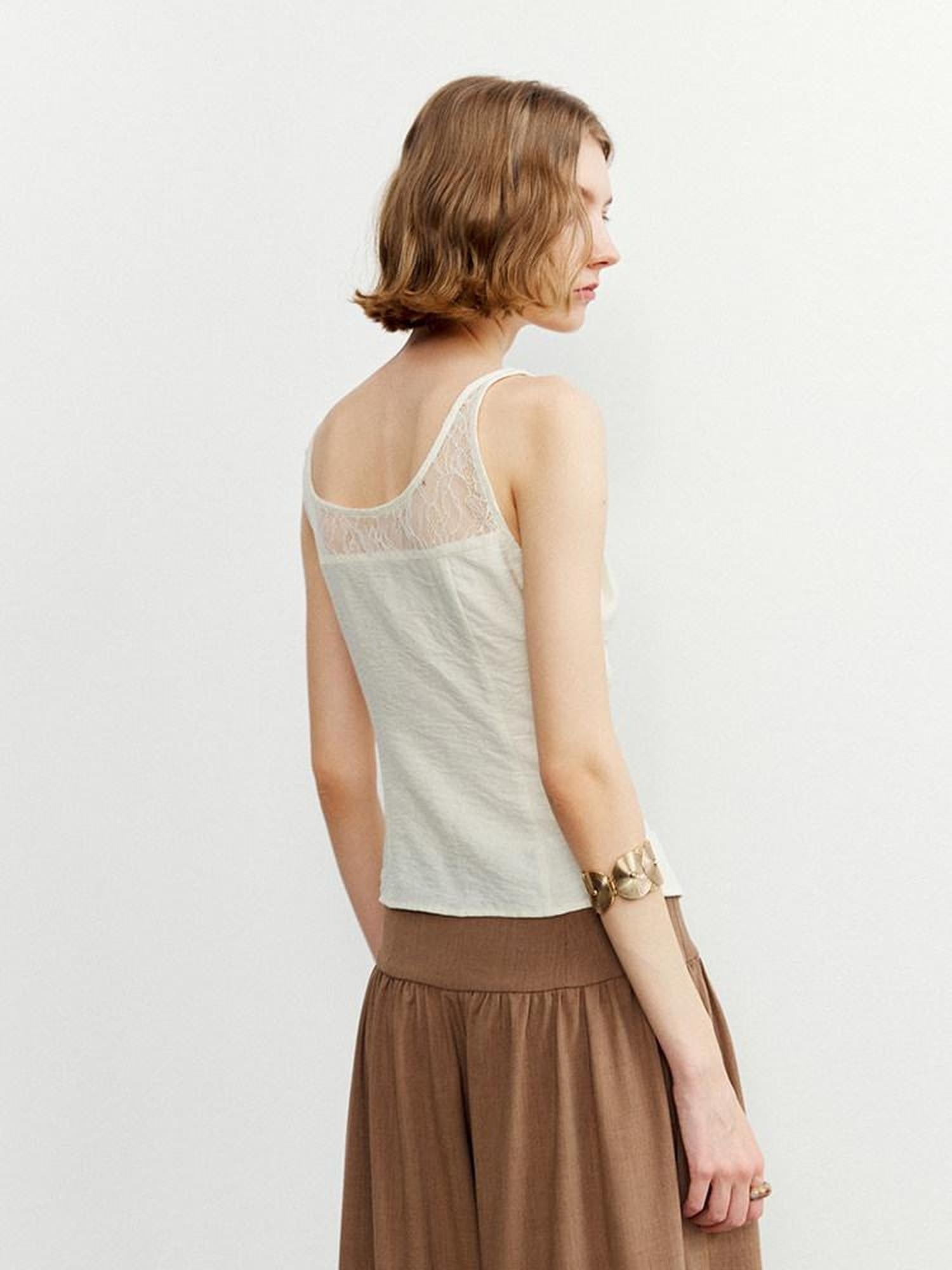 someonesometimes Ruffled Lettuce Edge Slim Fit Original Design Viscose Blend Cream Tank Tops