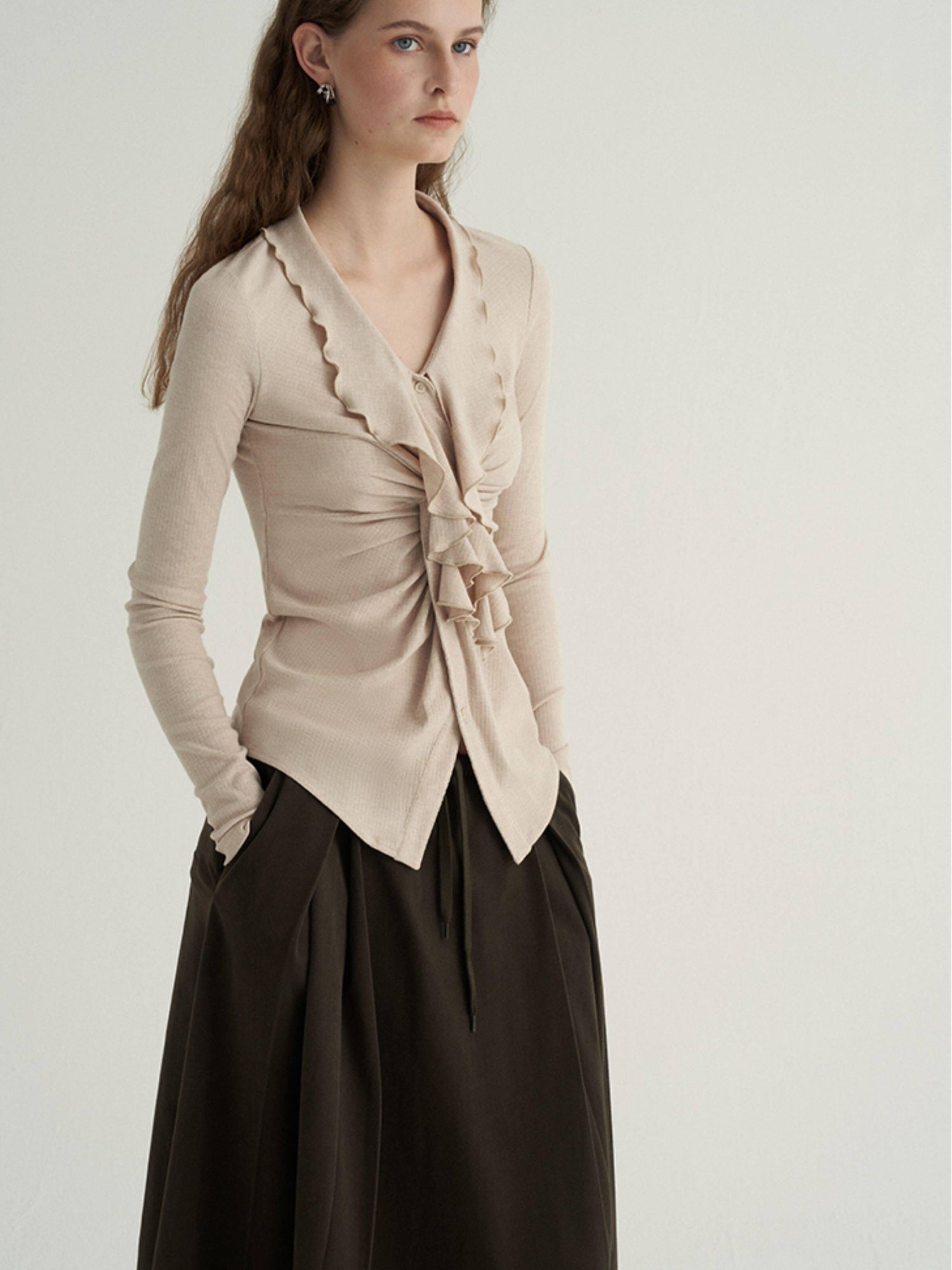 someonesometimes Ruffled V-neck Slim Fit Thin Knit Viscose Women Oatmeal Long Sleeve T-Shirts