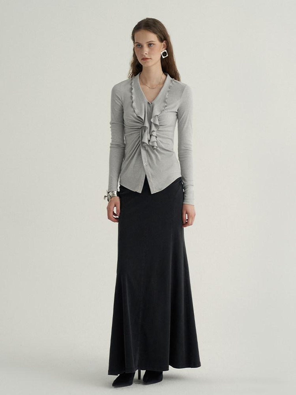 someonesometimes Ruffled V-neck Slim Fit Thin Knit Viscose Women Oatmeal Long Sleeve T-Shirts