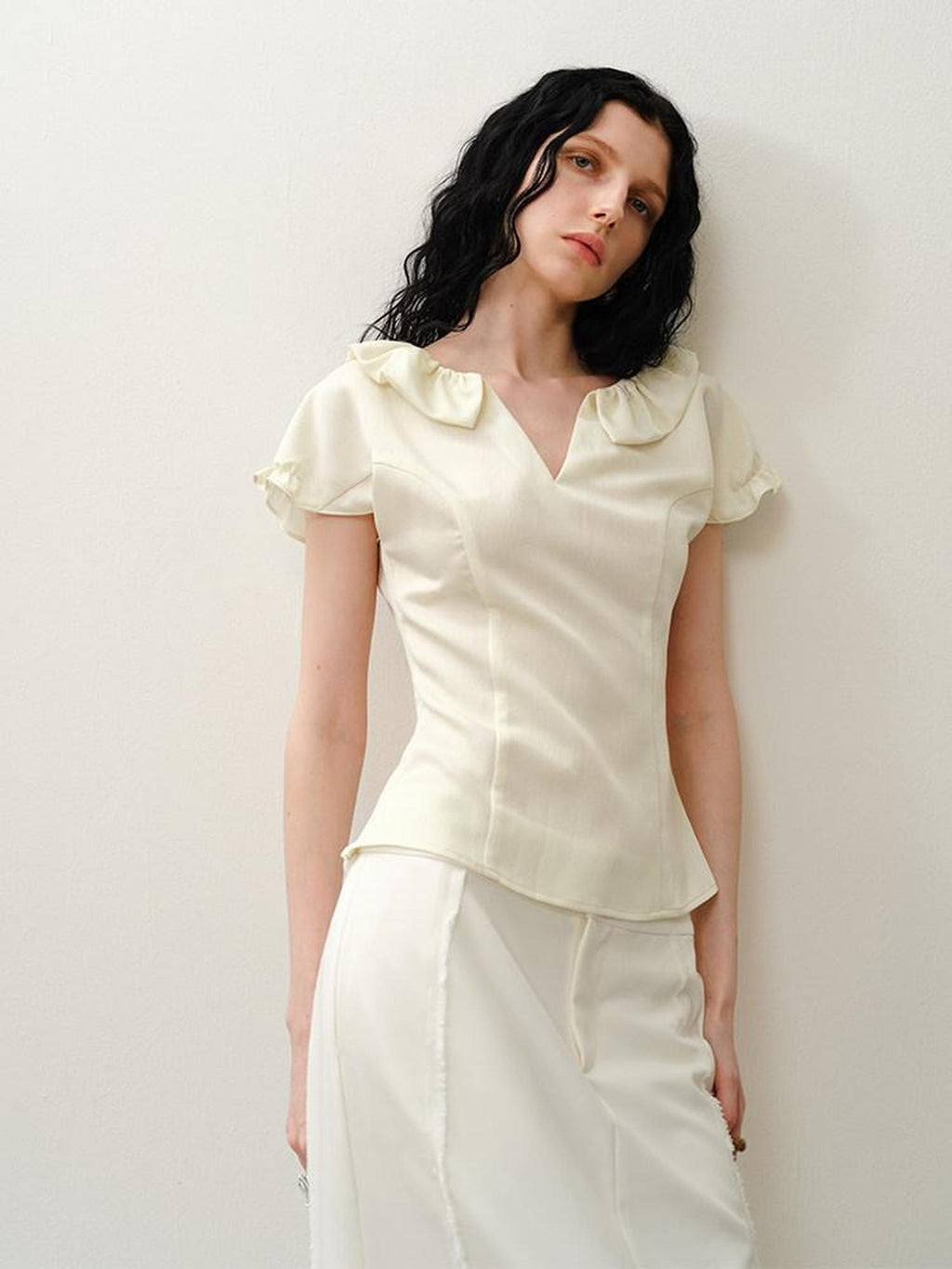 someonesometimes Soft Polyester Blend Casual Slim V-neck Ruffle Sleeve Women Short Sleeve T-Shirts