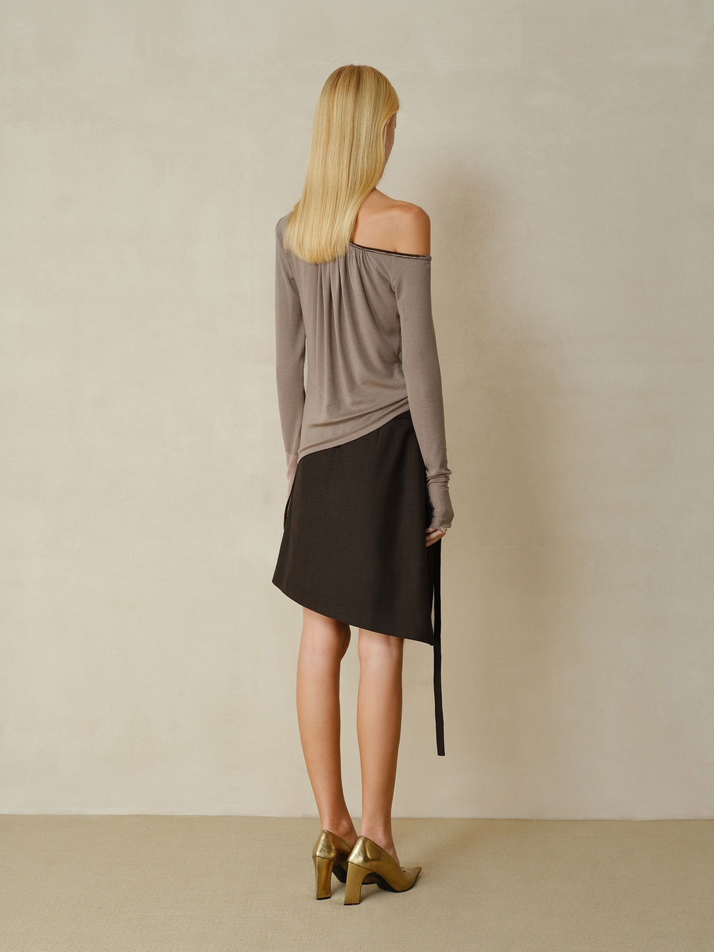 someonesometimes Soft Velvet Lyocell Slim Casual Asymmetrical Shoulder Women Long Sleeve T-Shirts