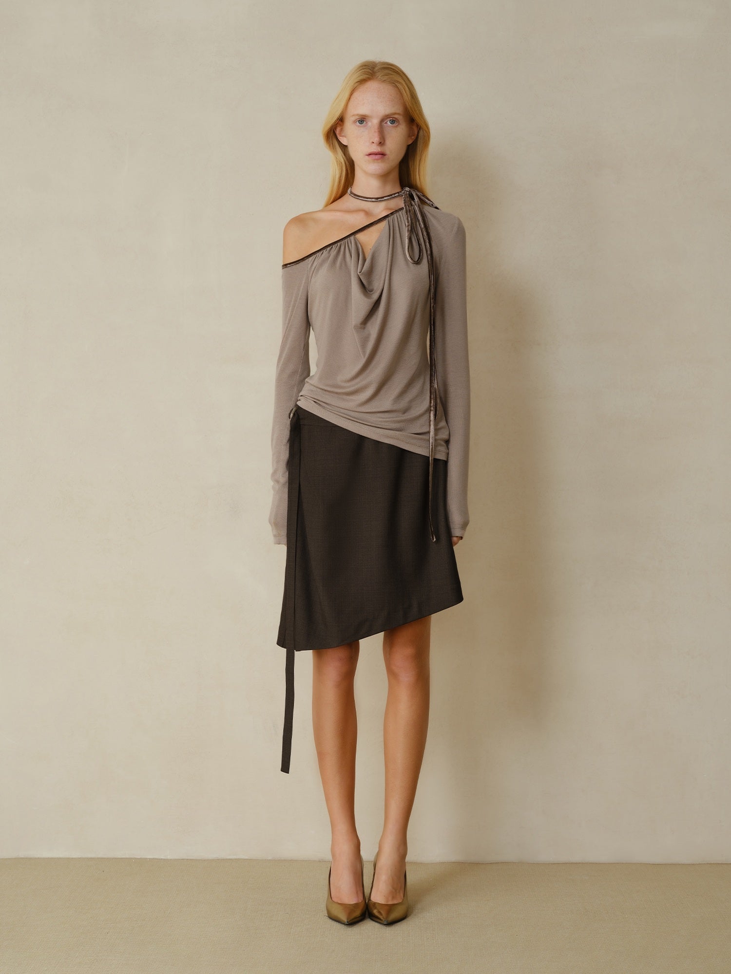 someonesometimes Soft Velvet Lyocell Slim Casual Asymmetrical Shoulder Women Long Sleeve T-Shirts