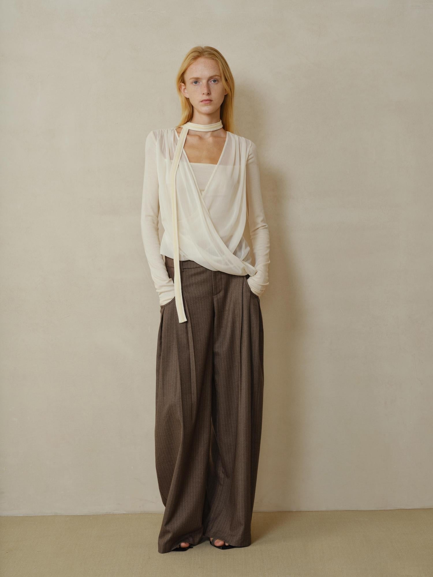 someonesometimes Soft Wool Blend Slim Round Neck Long Sleeve Women Almond Beige Knit Cardigans