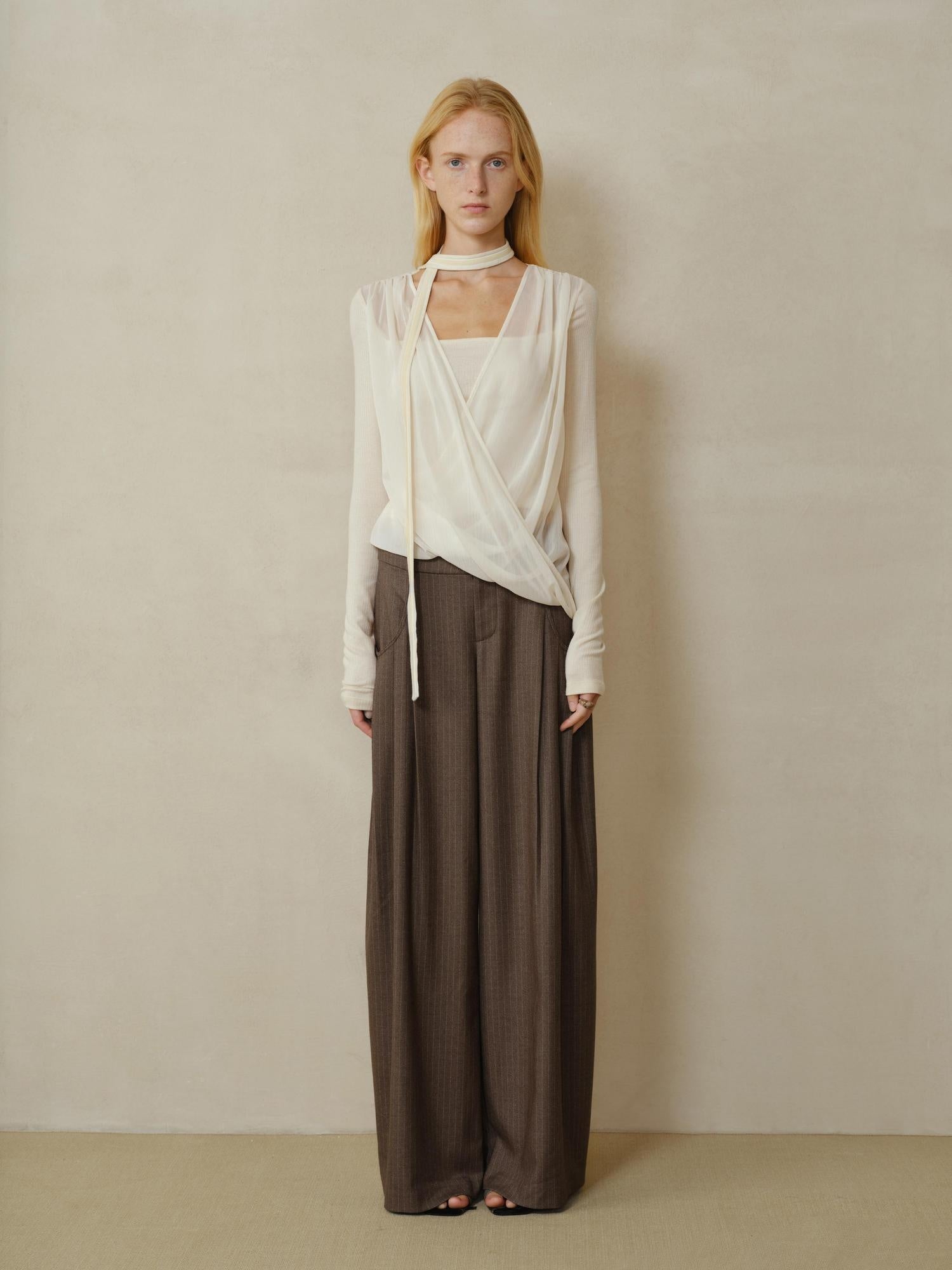 someonesometimes Soft Wool Blend Slim Round Neck Long Sleeve Women Almond Beige Knit Cardigans