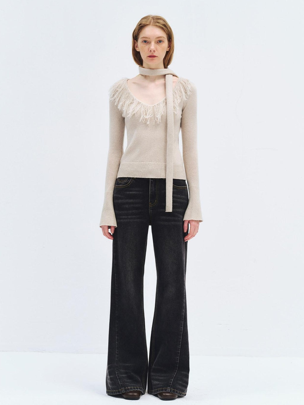 someonesometimes Soft Wool V-neck Bell Sleeve Slim Fit Casual Knitwear Women Sweaters