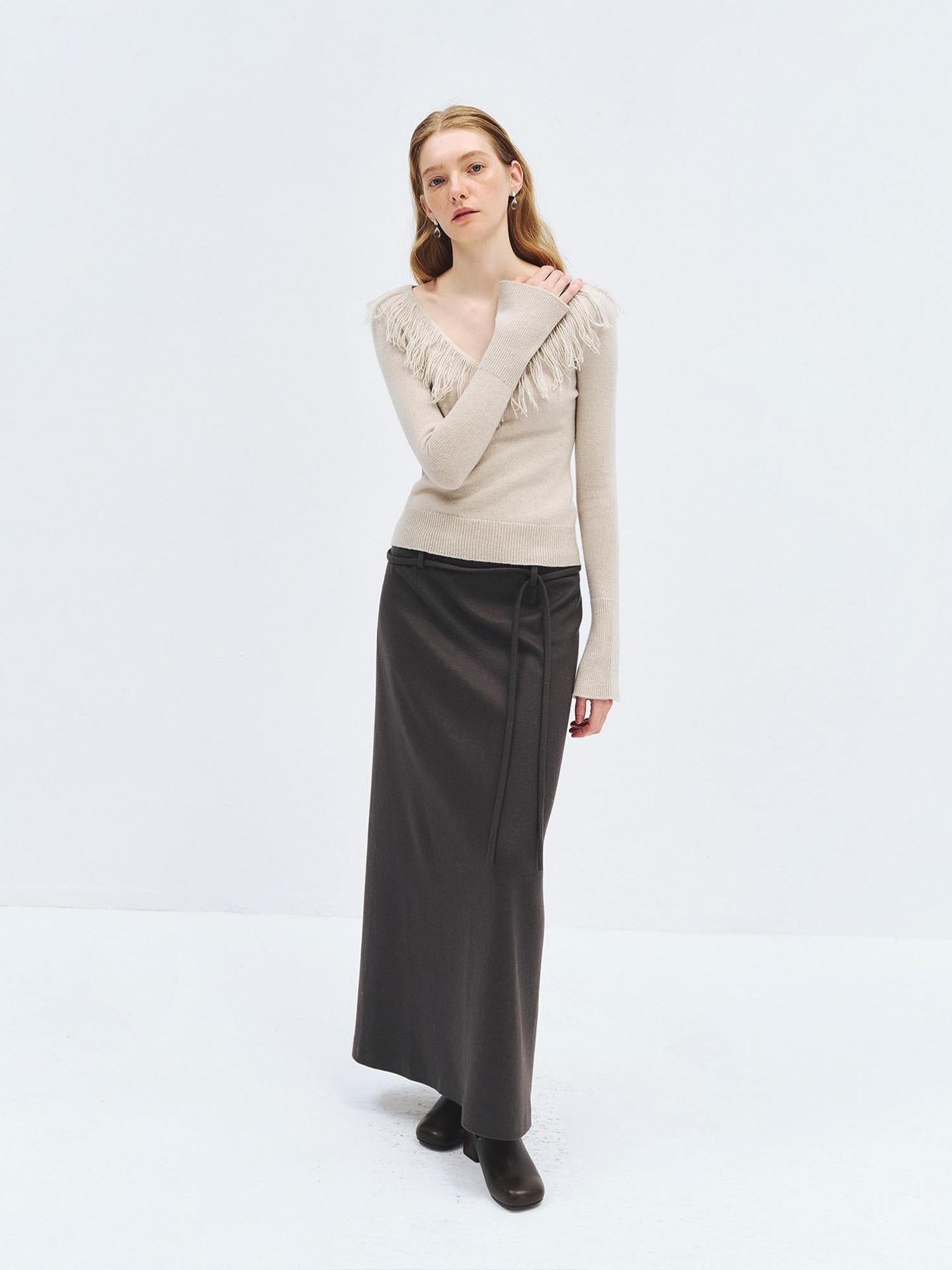 someonesometimes Soft Wool V-neck Bell Sleeve Slim Fit Casual Knitwear Women Sweaters