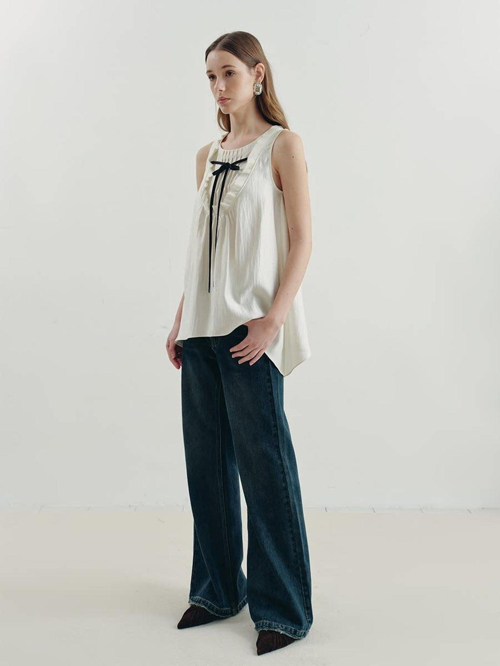 someonesometimes Versatile Ruffle Trim Slim Fit Viscose Blend Women Solid Color Tank Tops