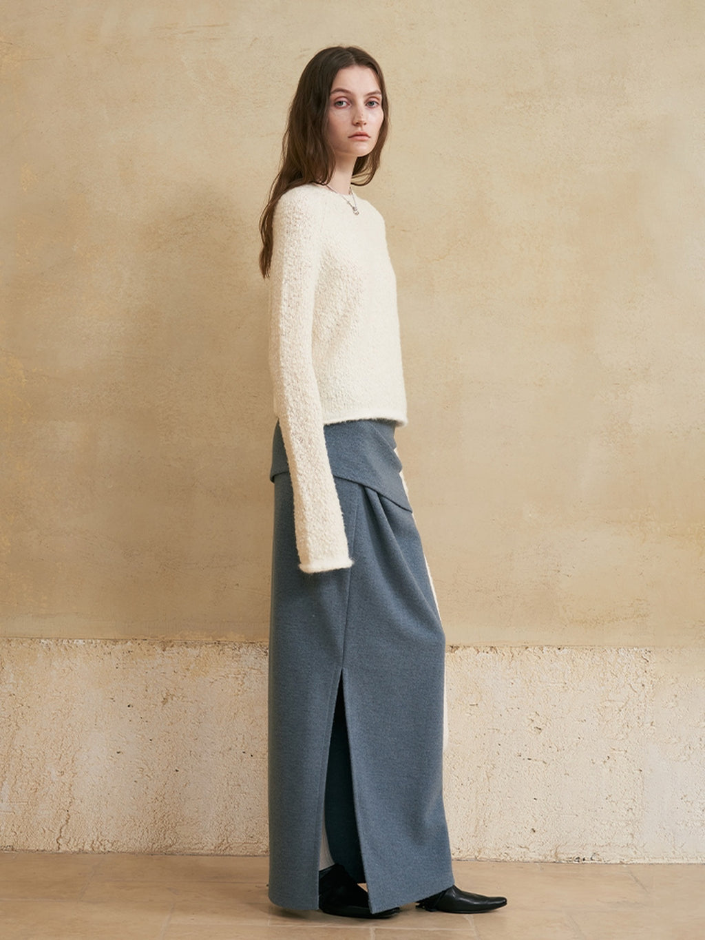 someonesometimes Wool Blend Pearl White Bell Sleeve Commuter Women Crewneck Pullover Sweaters